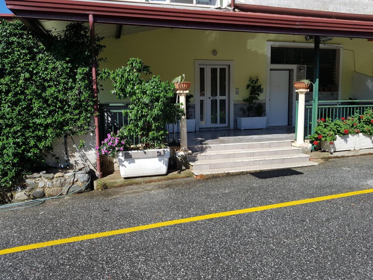Modern Apt Reventino - Le Lincelle, Lamezia SantʼEufemia Lamezia Exteriér fotografie