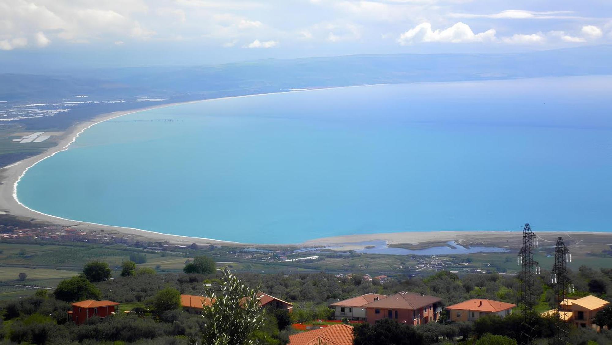 Modern Apt Reventino - Le Lincelle, Lamezia SantʼEufemia Lamezia Exteriér fotografie