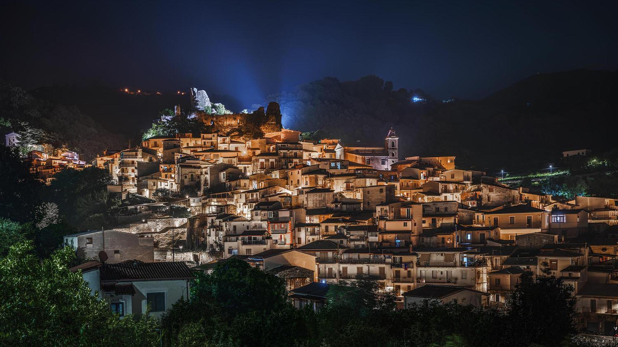 Modern Apt Reventino - Le Lincelle, Lamezia SantʼEufemia Lamezia Exteriér fotografie