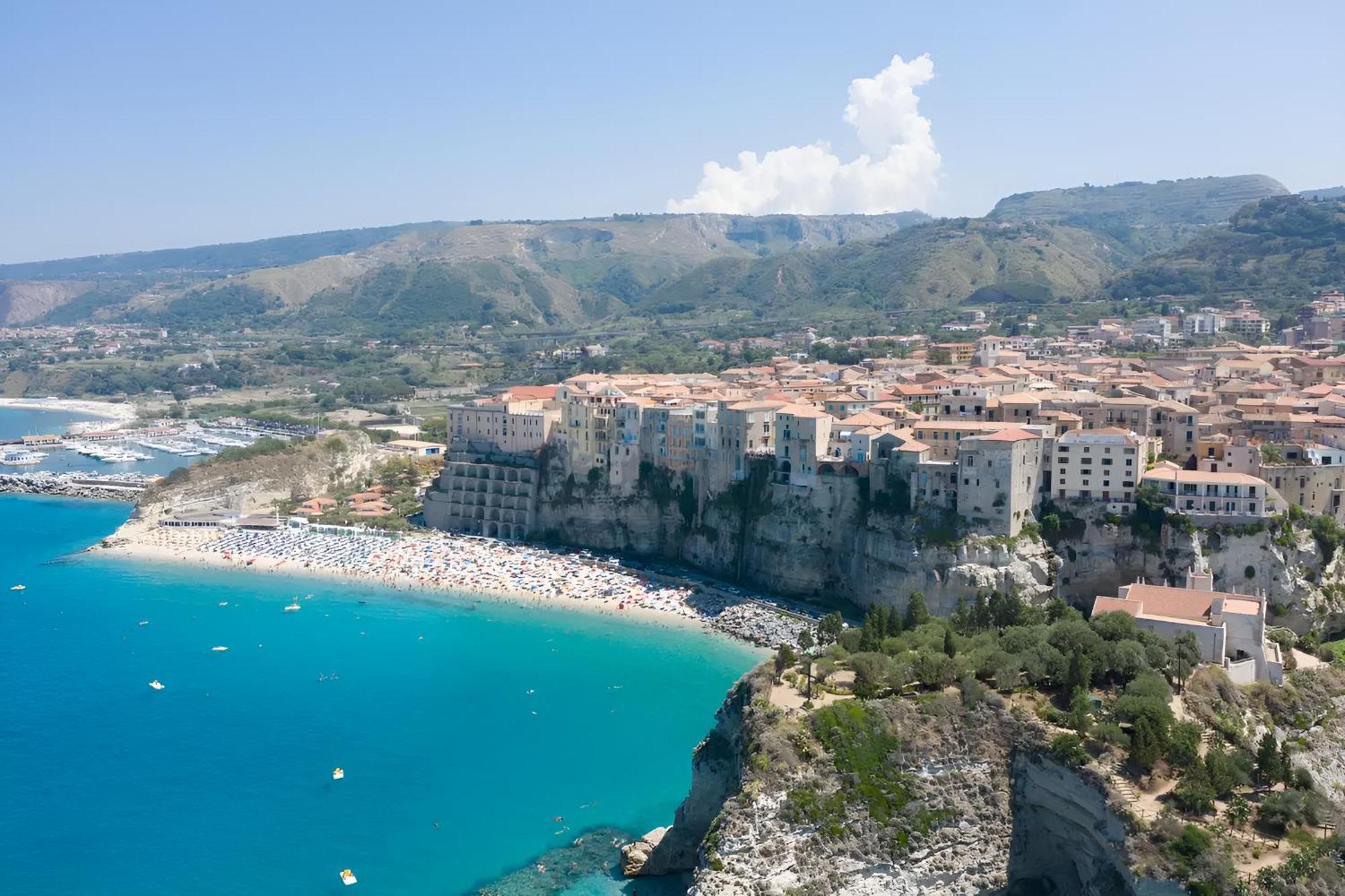 Modern Apt Reventino - Le Lincelle, Lamezia SantʼEufemia Lamezia Exteriér fotografie