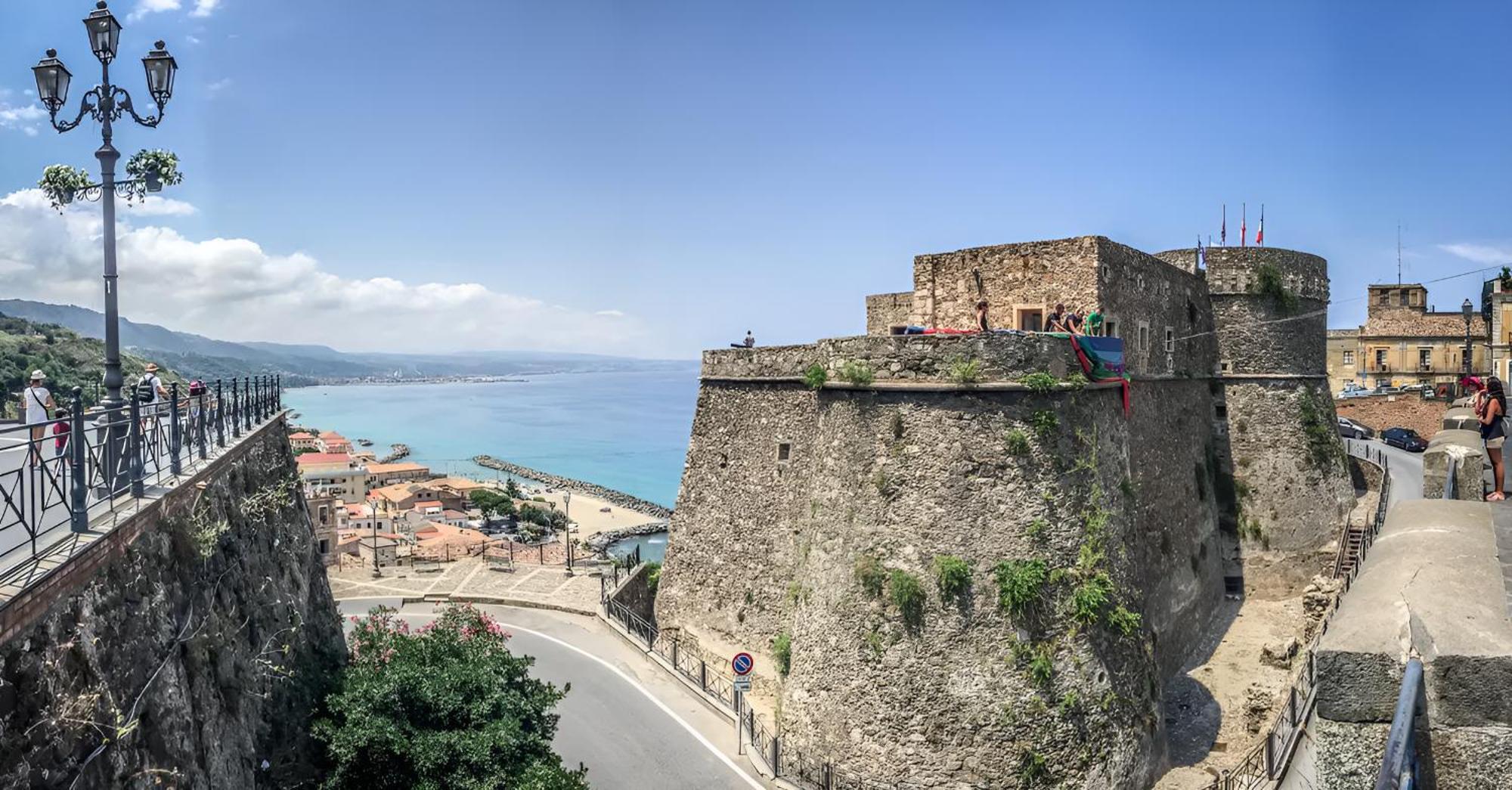 Modern Apt Reventino - Le Lincelle, Lamezia SantʼEufemia Lamezia Exteriér fotografie