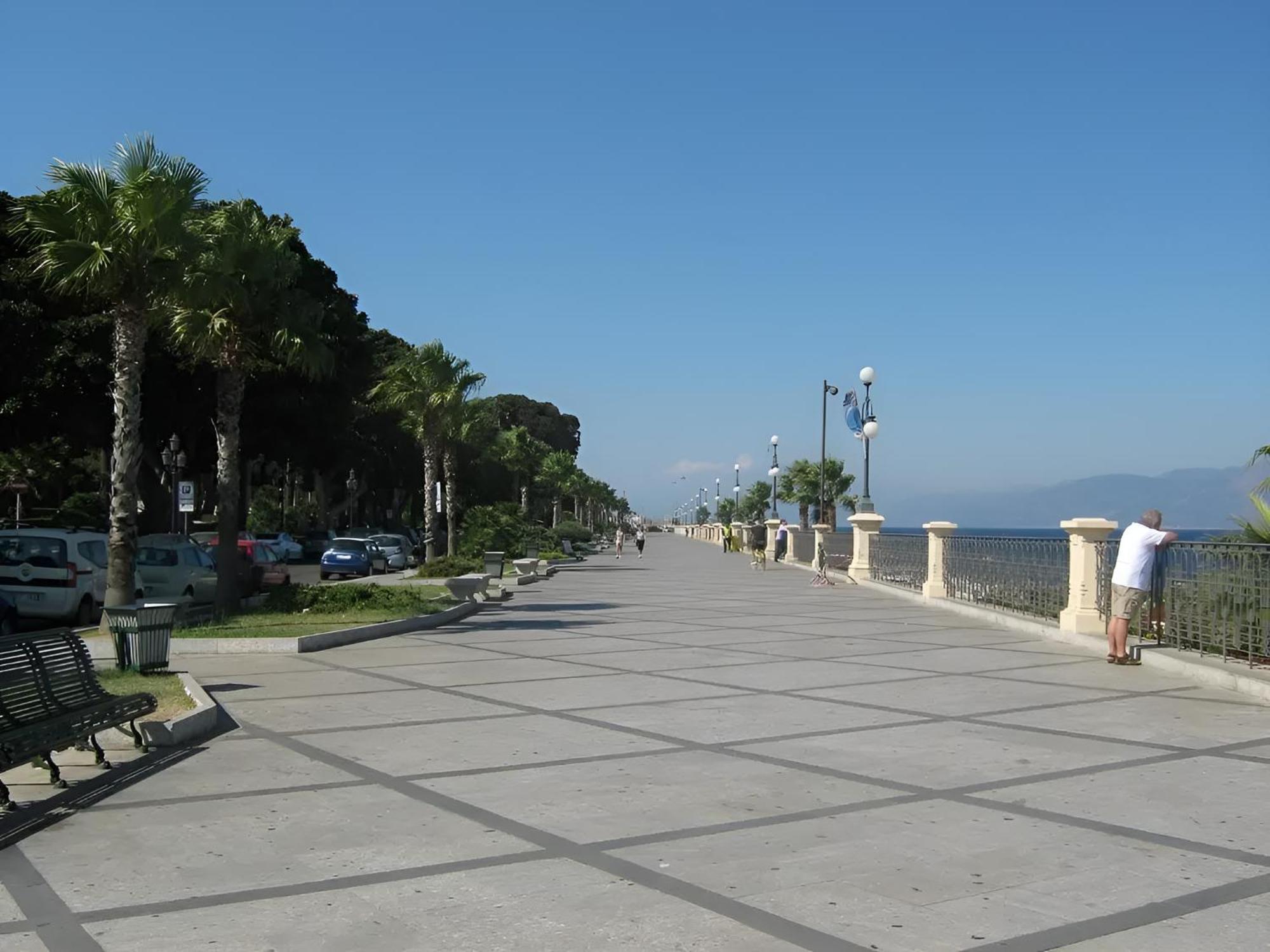 Modern Apt Reventino - Le Lincelle, Lamezia SantʼEufemia Lamezia Exteriér fotografie